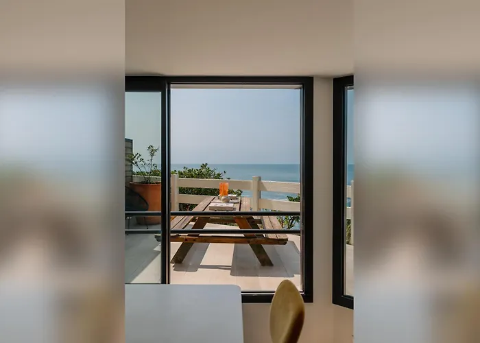 Phar'ouest Апартаменти *