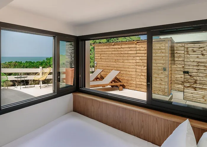 Апартаменти Phar'ouest