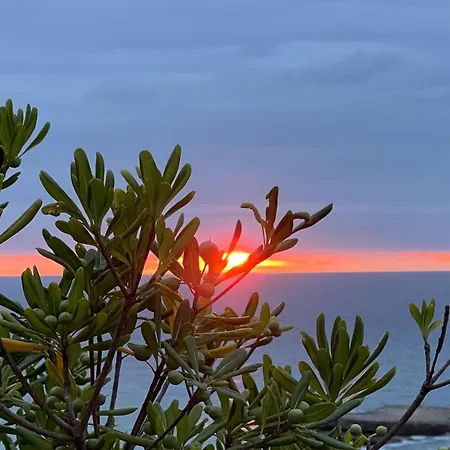 Phar'ouest Апартаменты